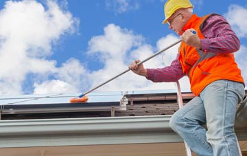 Brampton En Le Morthen soft wash roof cleaning